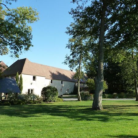 Domaine De La Tour Panzió Saint-Pierre-Canivet Kültér fotó
