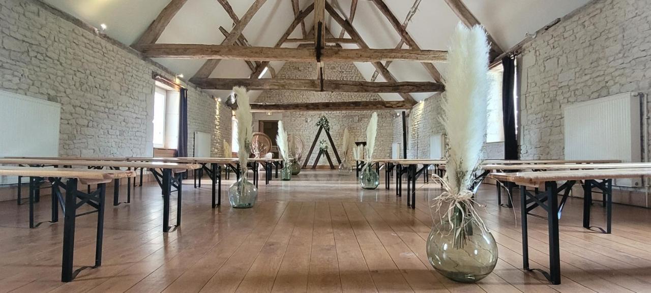 Domaine De La Tour Panzió Saint-Pierre-Canivet Kültér fotó