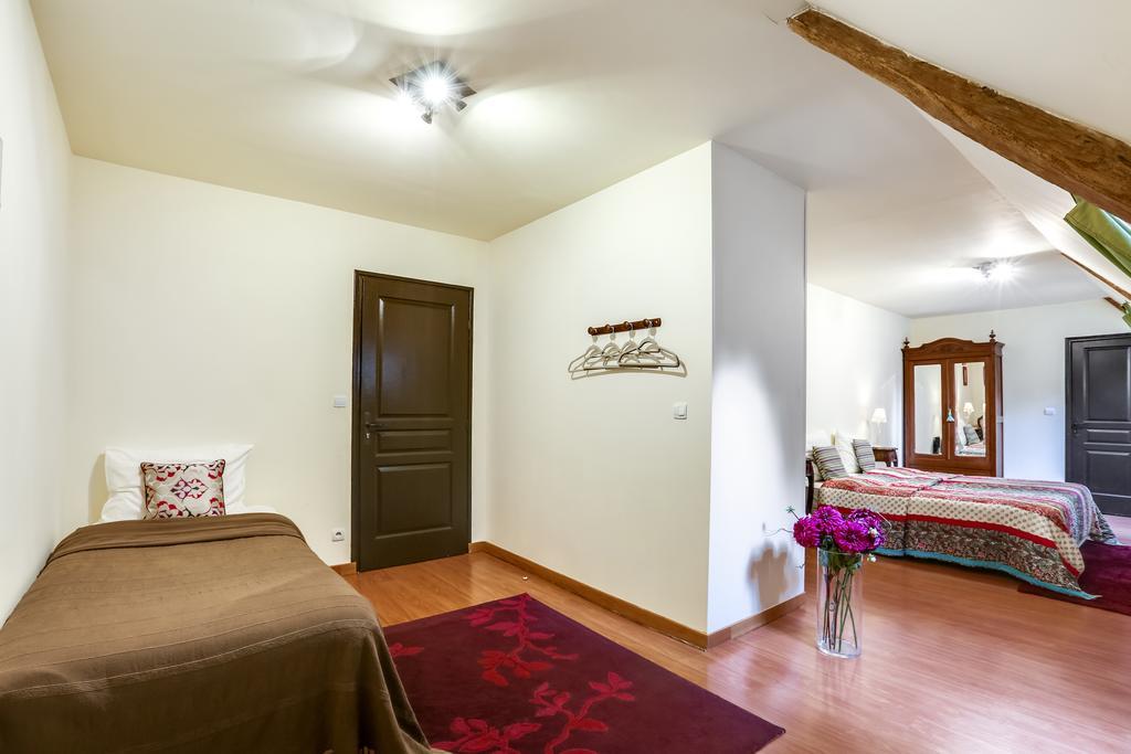 Domaine De La Tour Panzió Saint-Pierre-Canivet Kültér fotó