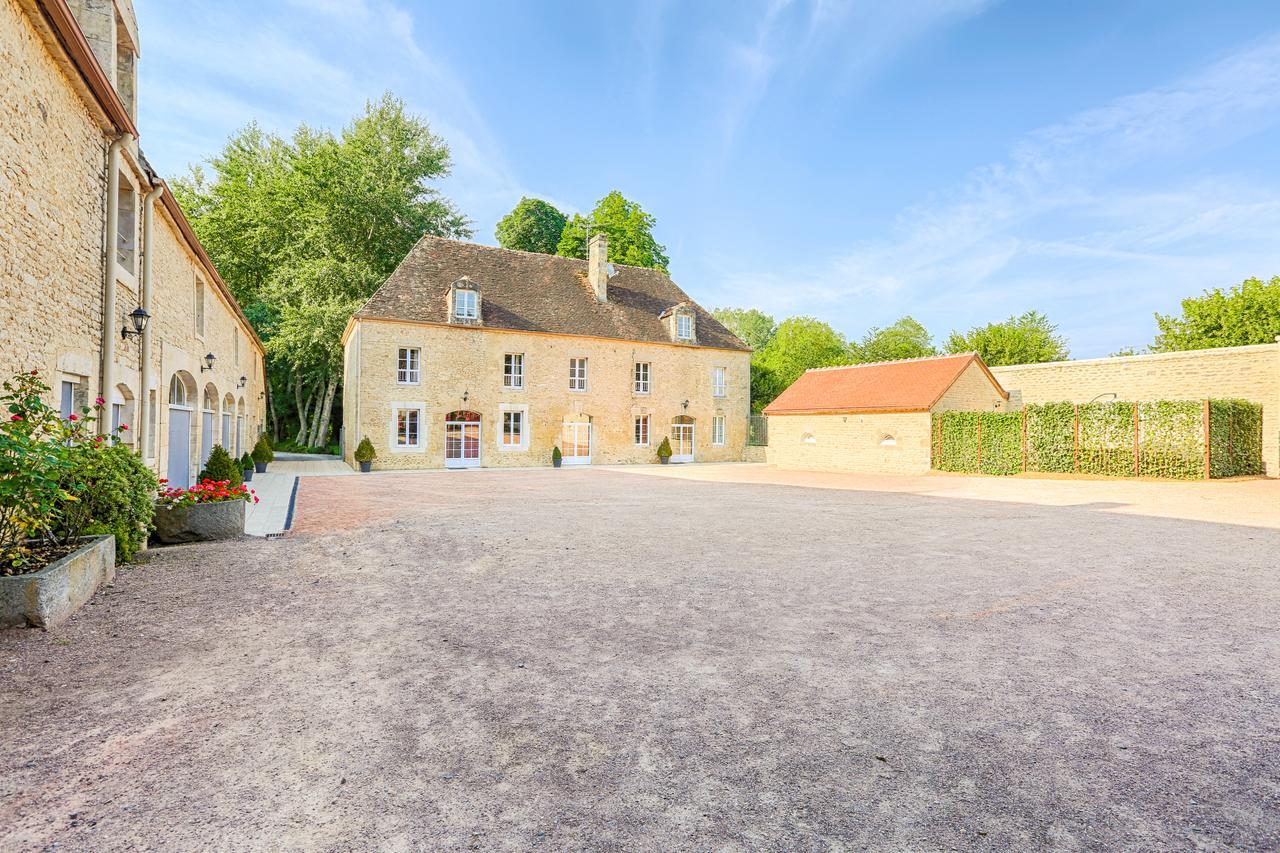 Domaine De La Tour Panzió Saint-Pierre-Canivet Kültér fotó