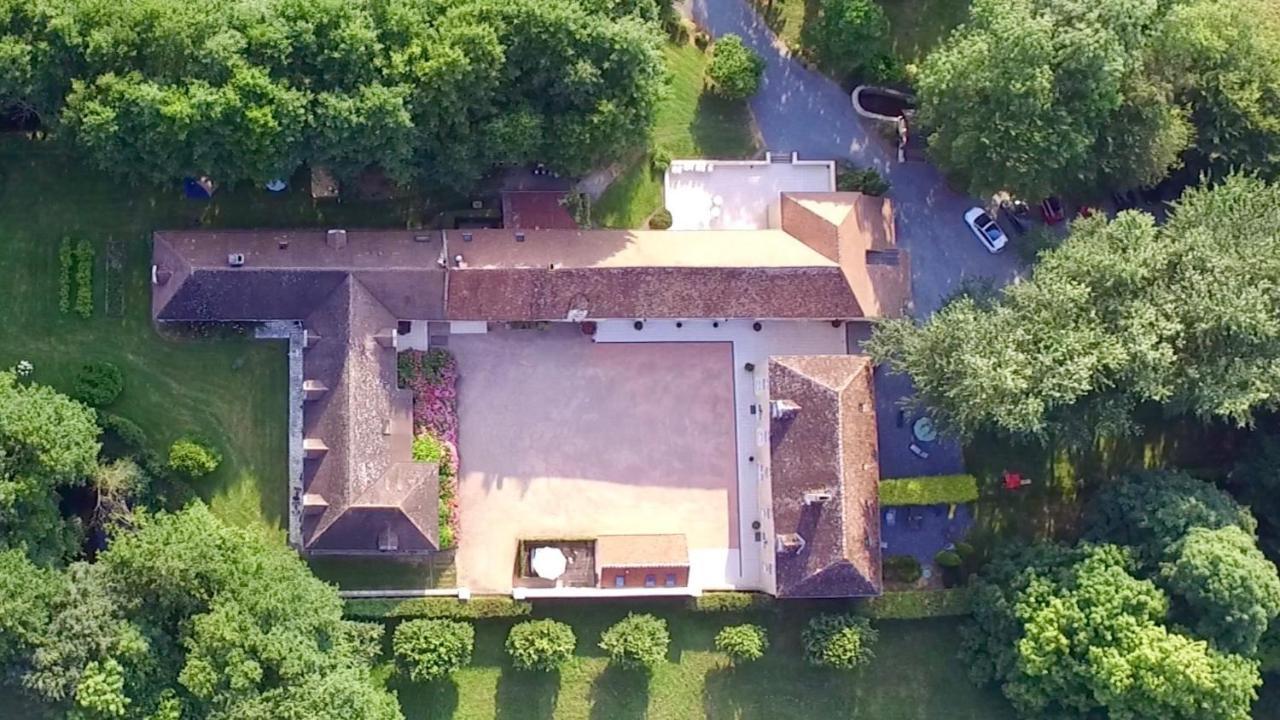 Domaine De La Tour Panzió Saint-Pierre-Canivet Kültér fotó